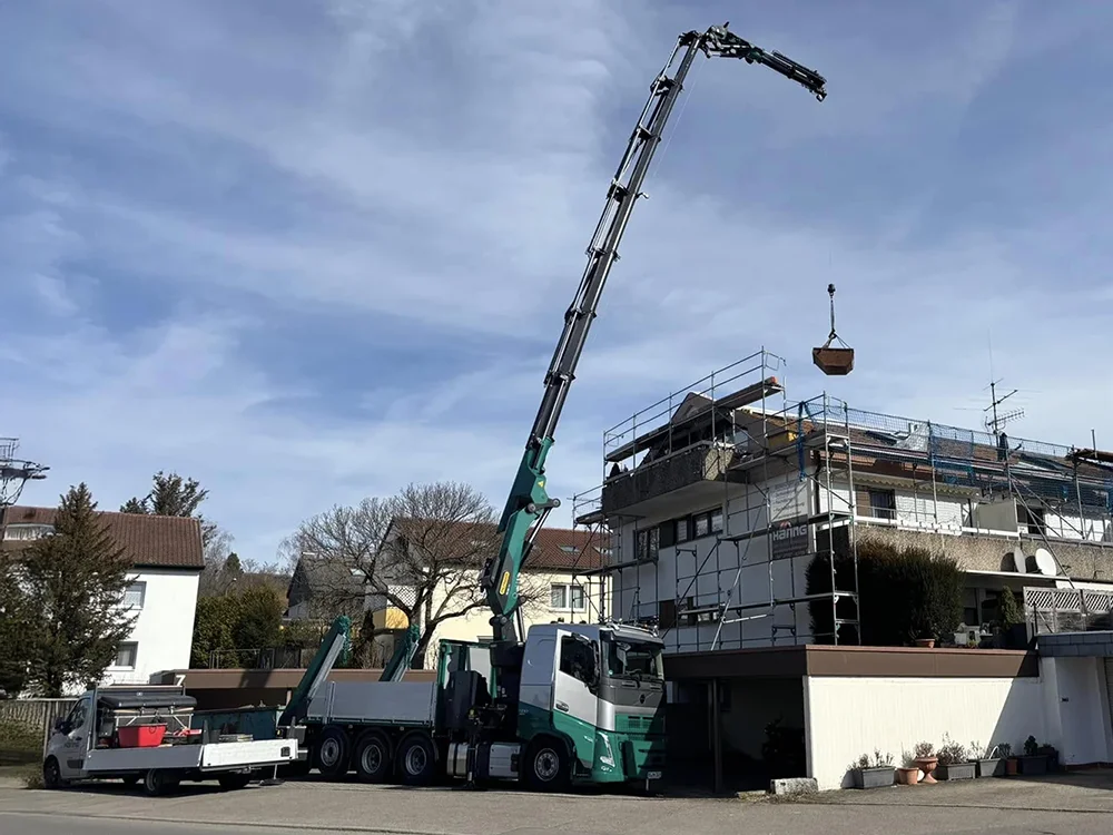 Bedienter Kran mieten in Sindelfingen